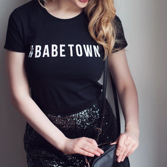 #BABETOWN T-Shirt - Picture 5 of 11
